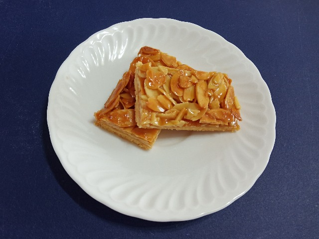 杏仁焦糖酥餅_封面